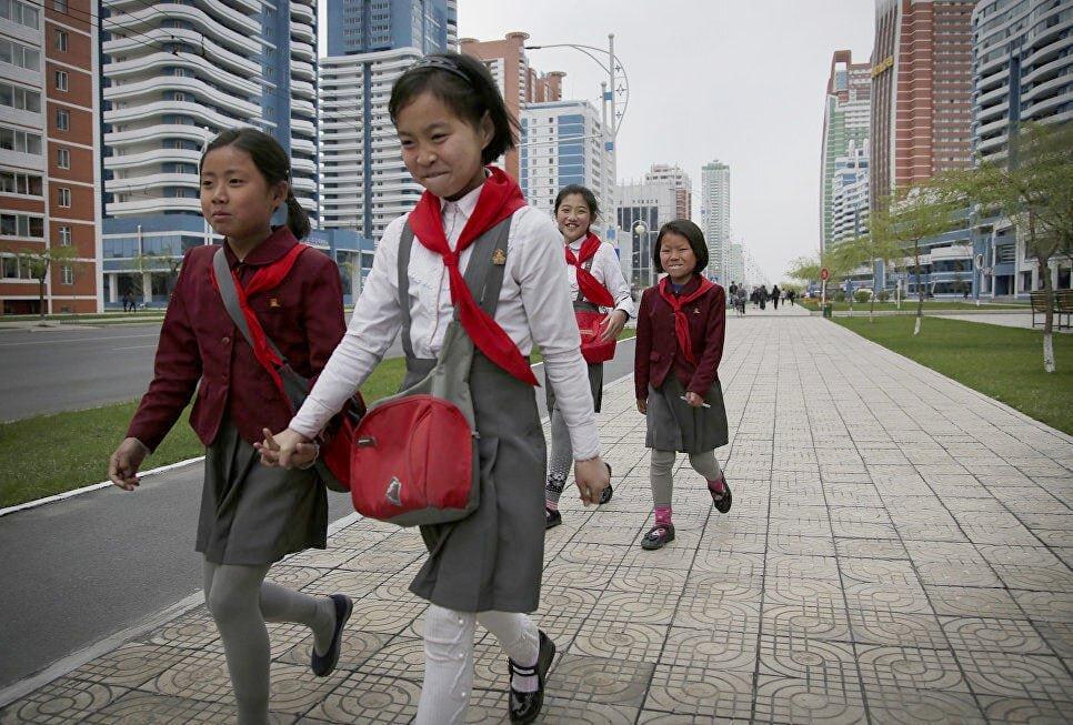 Школьники Северной Кореи 