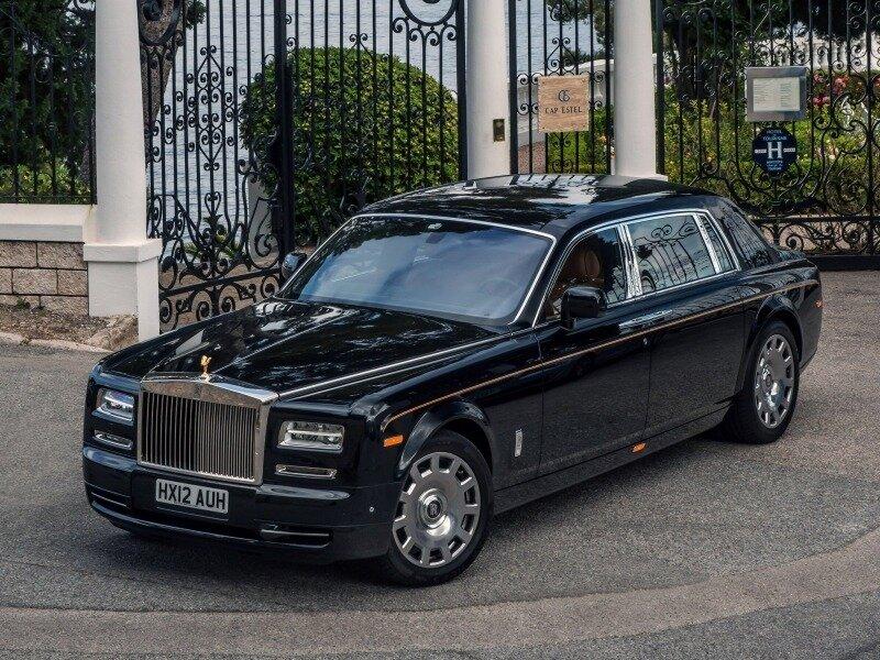 "Rolls-Royce Phantom"