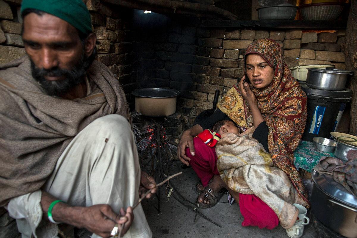Индия – одна из худших стран мира для проживания, однако есть Пакистан. Географический сосед ежегодно теряет 250 000 своих граждан, которые бегут в более развитые страны. Почему так происходит?-11