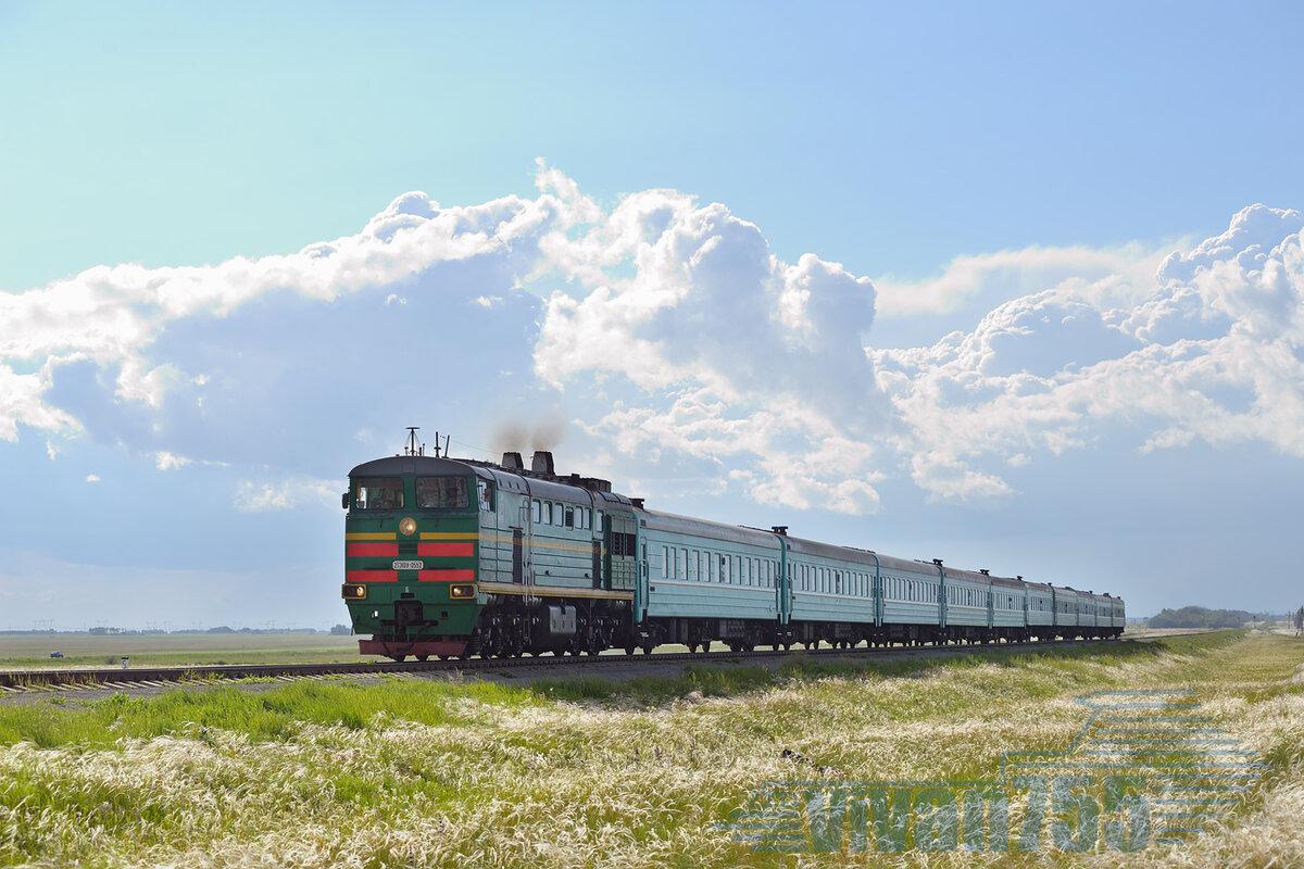 Казахстан был одной из республик СССР, с мощными сырьевой промышленностью и сельским хозяйством. Естественно, после распада СССР помимо этих отраслей Казахстану досталась и железнодорожная сеть.-2