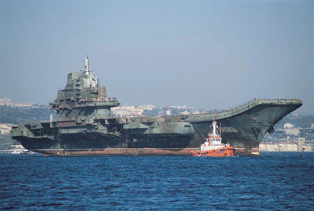 В наступившем 2024 году единственный в составе ВМФ России тяжелый авианесущий крейсер (авианосец) «Адмирал Флота Советского Союза Кузнецов» проекта 1143.-6