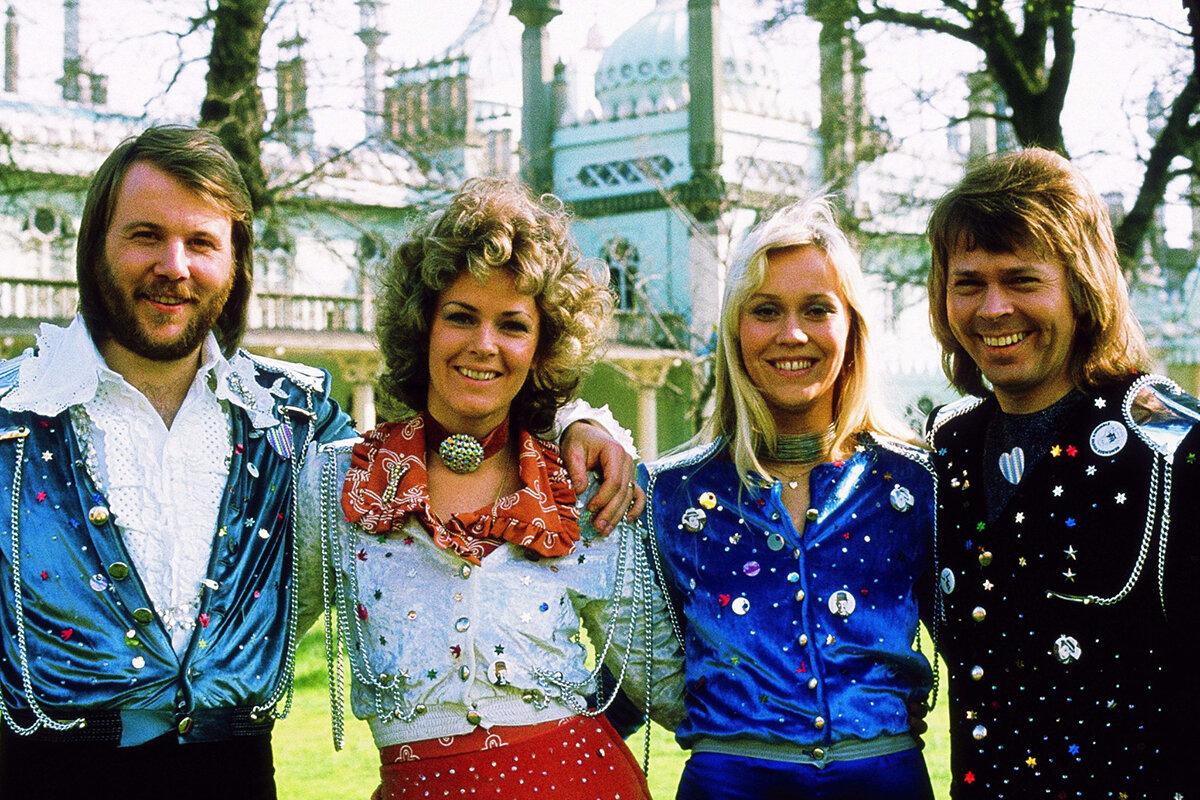 Кто застал конец 70х-начало 80х, прекрасно помнят дискотеки, где молодежь выплескивала всю энергию. Ни одна дискотека не проходила без  хитов шведской группы ABBA.-9-3