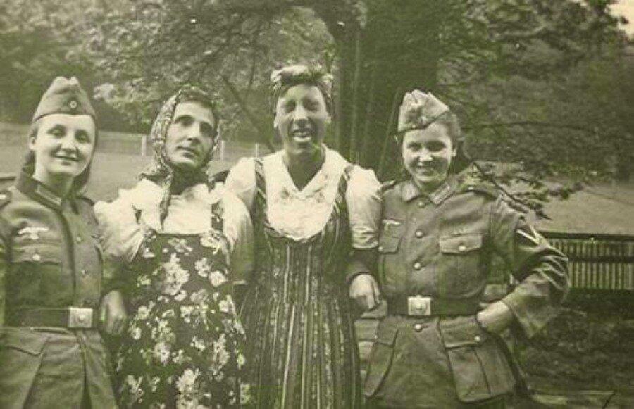 Попался мне тут один архив с немецкими снимками времен Великой Отечественной войны.-7