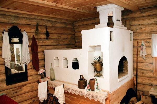 В древности деревянный дом топили вот такими мощными агрегатами