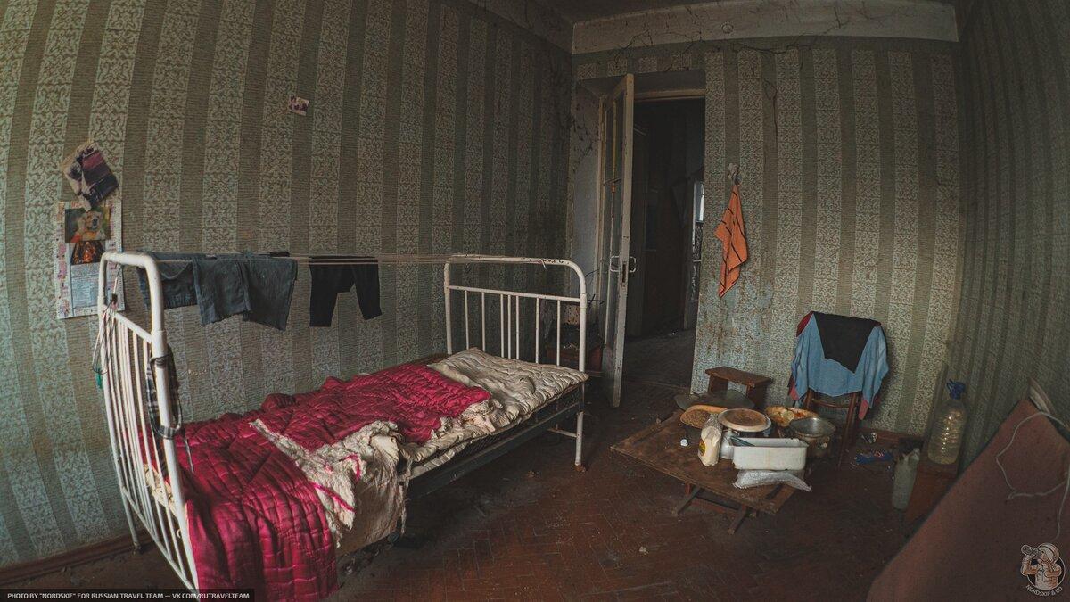 Квартира бабы Майи в заброшенном городе Поляны