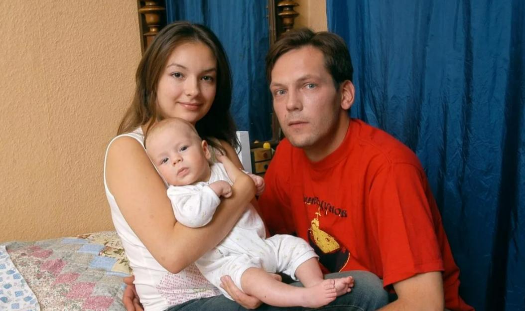 Ольга Павловец и Дмитрий Щербина с сыном