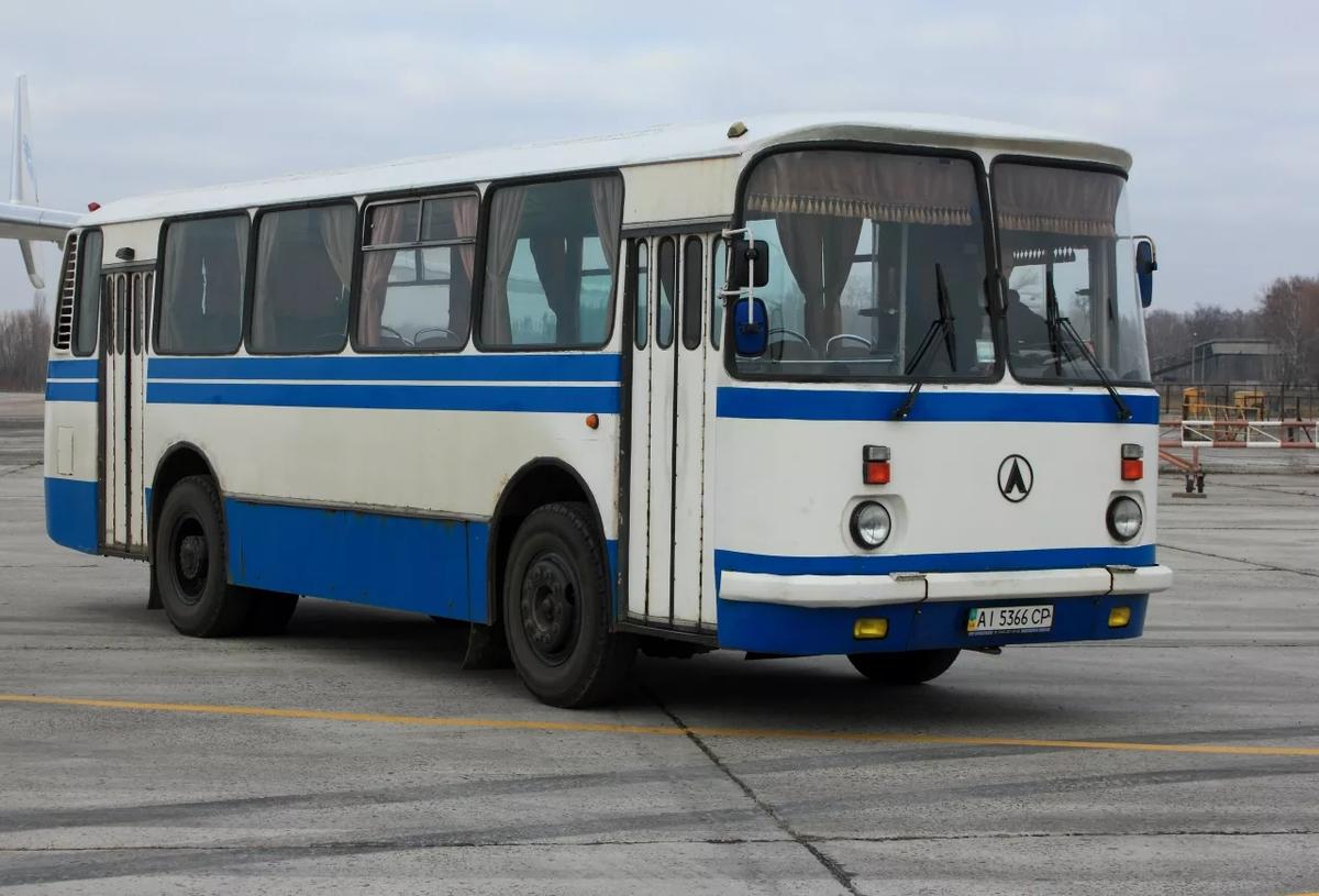 ЛАЗ - знаменитый автобус моей юности