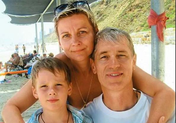 С женой Ольгой и сыном Иваном