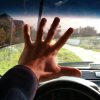 Что у водителей обозначает открытая ладонь с растопыренными пальцами?